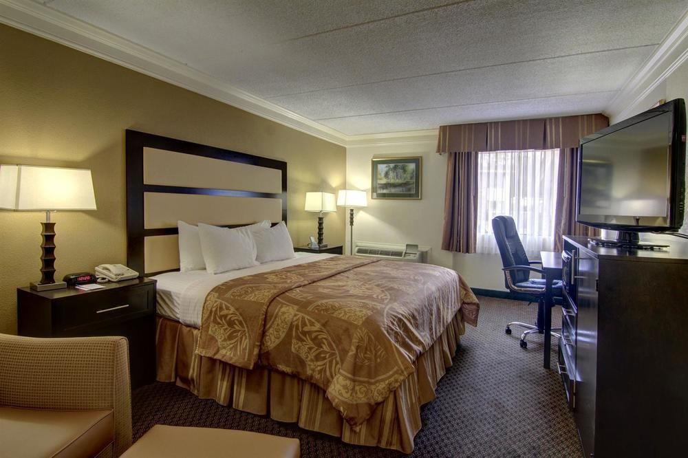 Best Western Riverside Inn Macon Ngoại thất bức ảnh